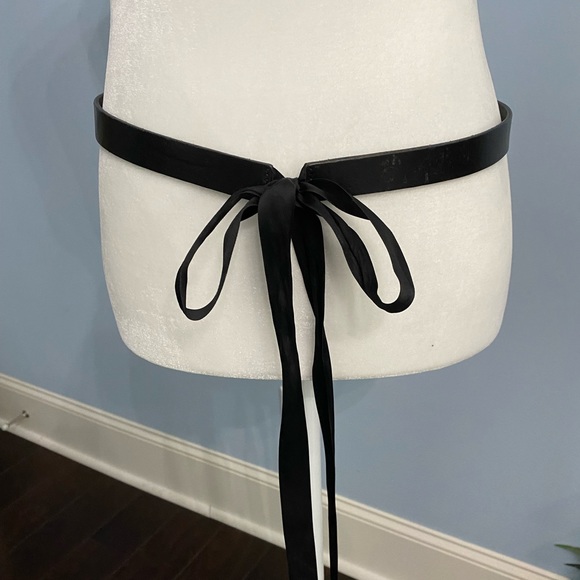 Leather belt with satin ties